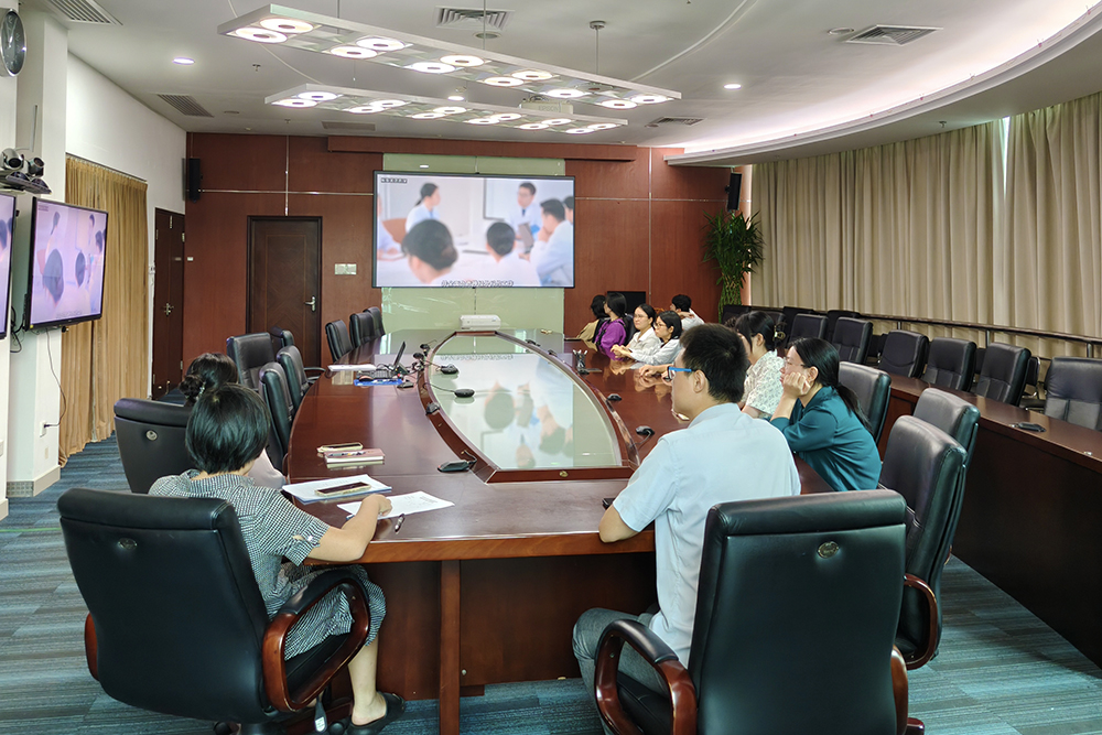 医学中心党支部开展廉政党课学习活动(图1)